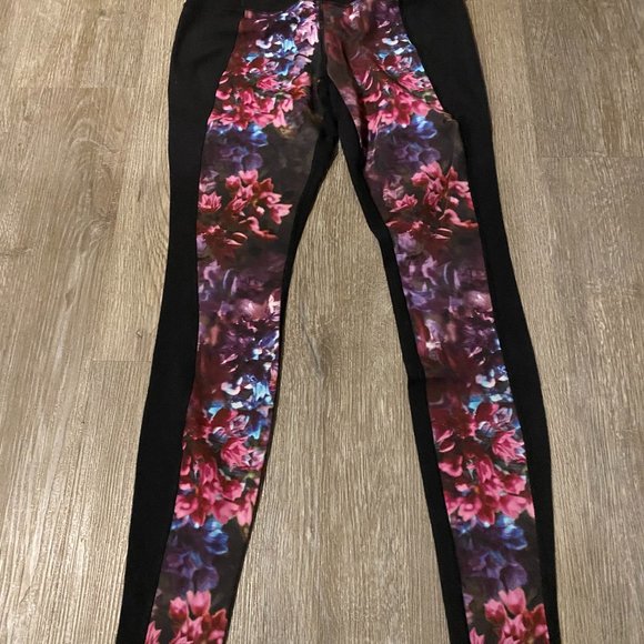 lululemon athletica Pants - Lululemon Leggings